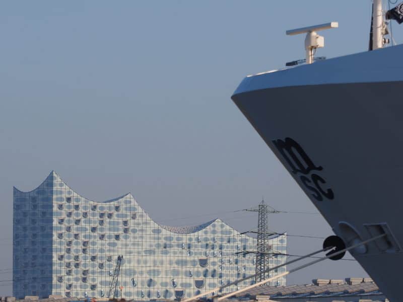 Hamburger Terminals Steinwerder und HafenCity erhalten Landstromanlagen