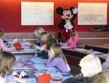 Mickey Mouse besuchte Meyer Werft