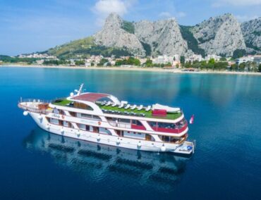 Kuoni Cruises präsentiert Sailaway mit Segelyachten, Privatchartern und Luxus-Yachten