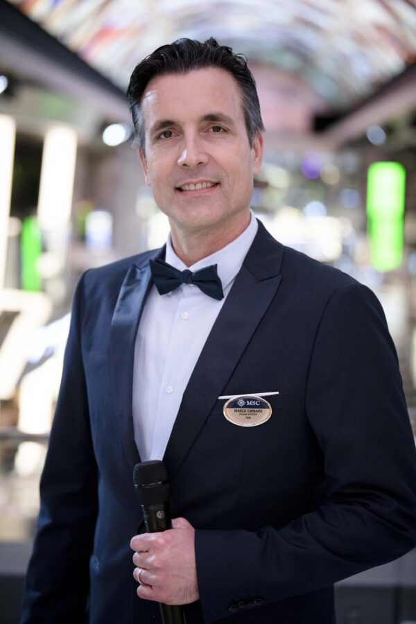 Kreuzfahrtdirektor Marco Cimbaro: Eine MSC Kreuzfahrt kann als sehr sicher angesehen werden