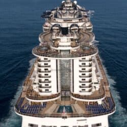Die MSC Seaside begleitet die MSC Grandiosa ab dem 1. Mai im Mittelmeer mit einer neuen Kreuzfahrtroute (Foto MSC Cruises)