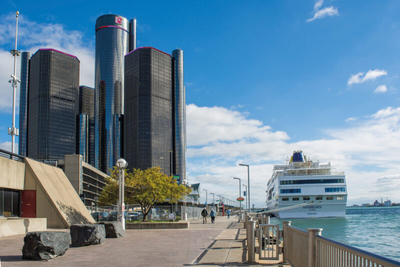 Grosse Seen Höhepunkte: Indian Summer, Niagara Fälle und spannende Metropolen