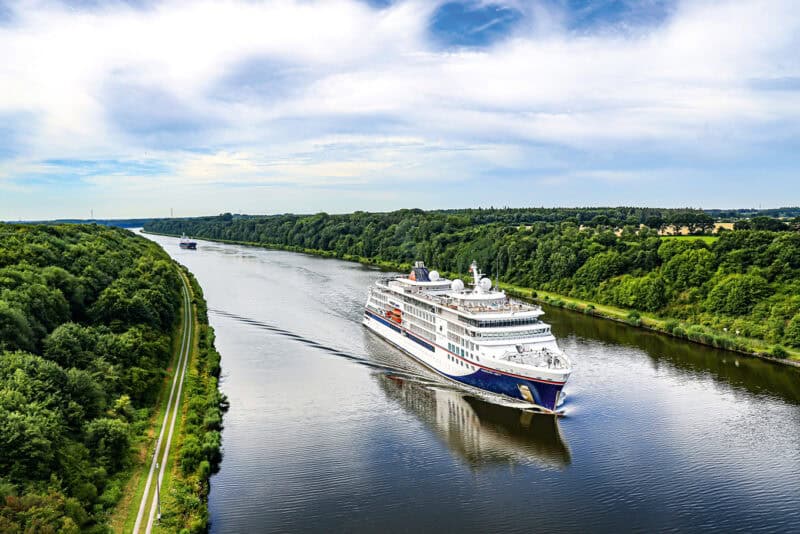 Hanseatic spirit sticht Ende August zur Jungfernfahrt ab Hamburg in See