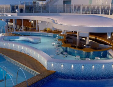 Zweites LNG-Schiff von P&O Cruises startet im Dezember 2022 zur Jungfernfahrt