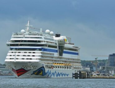 AIDA Sol zur ersten Kreuzfahrt ab einem deutschen Hafen gestartet