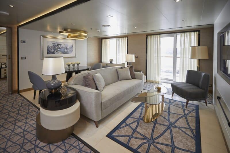 Regent Seven Seas Cruises präsentiert „Upgrade & Explore More” und „Free Extended Explorations”