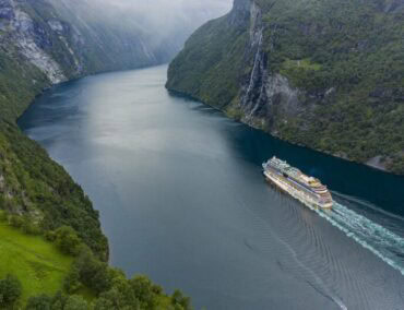 AIDA Mar fährt nur mit geimpften Gästen ab Hamburg
