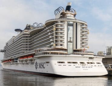 MSC Seaview legte heute erstmals im Hafen von Warnemünde an