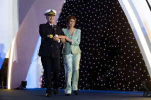 Kapitän Francesco Veniero mit Taufpatin Sophia Loren (Foto MSC Cruises)