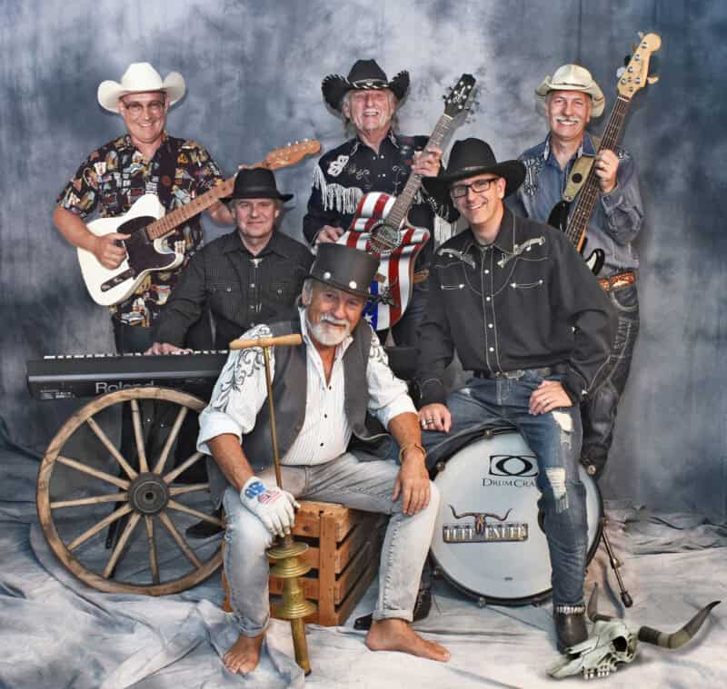 Country Music on the River mit Tuff Enuff, Florian Fox und Bluegrass Beans