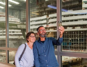 Neue Premium-Führungen über das Gelände der Meyer Werft