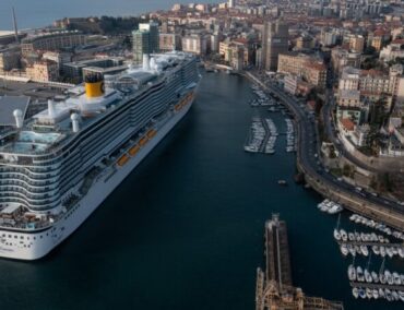 LNG-Schiff Costa Toscana erfolgreich zur Jungfernfahrt im Mittelmeer gestartet