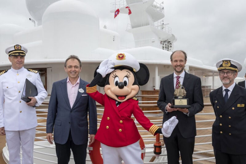 Meyer Werft liefert Disney Wish an Disney Cruise Line ab