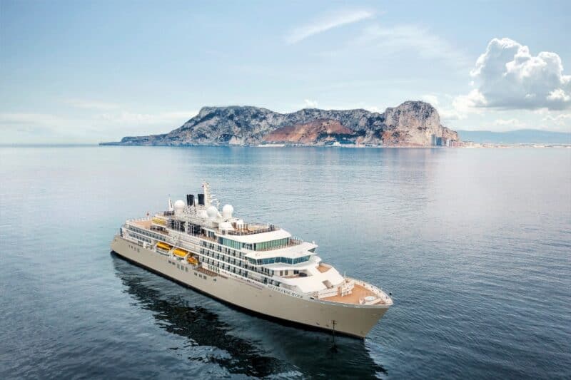 Crystal Endeavor wechselt als Silver Endeavour in die Silversea Flotte