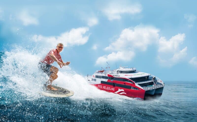 Wettrennen für plastikfreie Meere: Katamaran Halunder Jet gegen Helgolands Bürgermeister