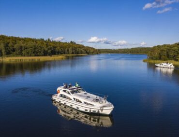 Zehn Gründe für einen Hausbooturlaub im Herbst an der Müritz