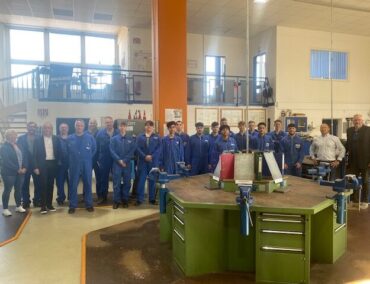 13 Lehrlinge starten Ausbildung bei der Lloyd Werft