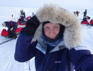 Die erste Frau, die die Antarktis allein überquert hat, tauft die Silver Endeavour