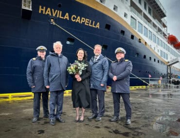 Havila Capella: Feierliche Taufe in Fosnavåg