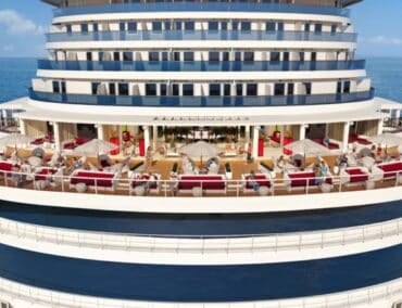 Italienisch-amerikanisches Kreuzfahrt-Erlebnis auf der Carnival Venezia