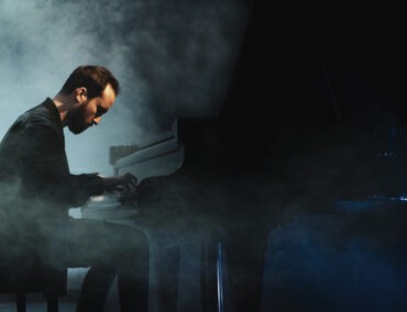 Starpianist Igor Levit verwandelt Windjammer in privaten Konzertsaal