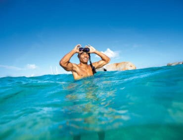 80 % aller Schweizer und Schweizerinnen planen in diesem Jahr allein zu verreisen