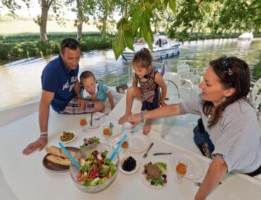 Fünf Fakten für familienfreundliche Hausboot Ferien