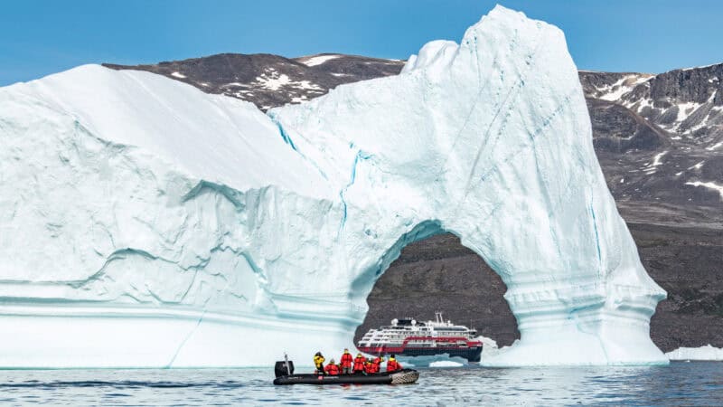 Abenteuer zum Reinhören: Grönland im Hurtigruten Podcast „12,5 Knoten“