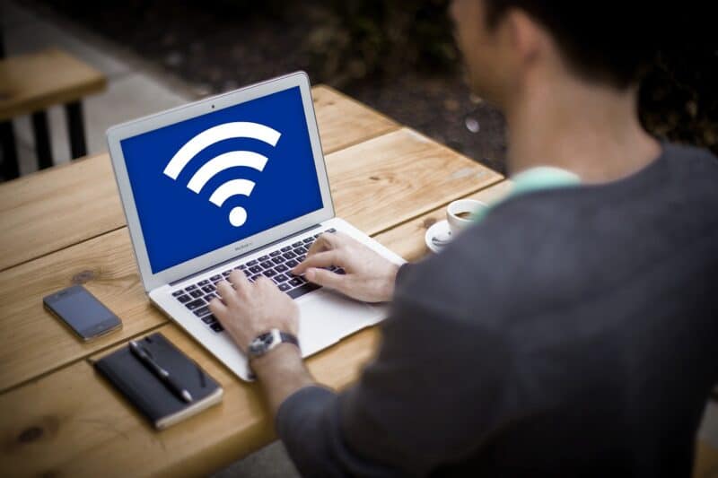 Öffentliche WLAN-Hotspots – Jeder vierte Reisende wurde bereits gehackt