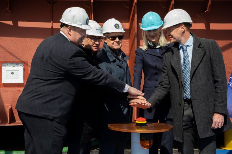 Das achte TUI-Cruises Schiff erwacht zum Leben