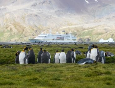 MS Hamburg nimmt Kurs auf die entlegenste Insel der Welt, Tristan da Cunha