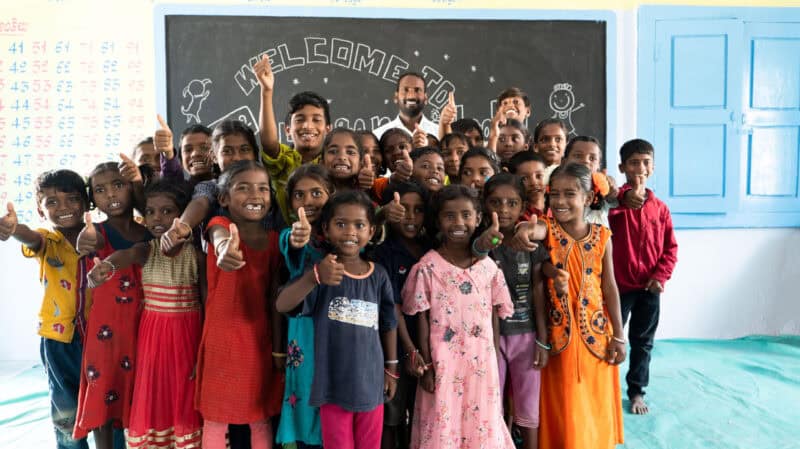 Bildung ist der Schlüssel zu einer friedlicheren Welt – AIDA finanziert vier weitere Schulen