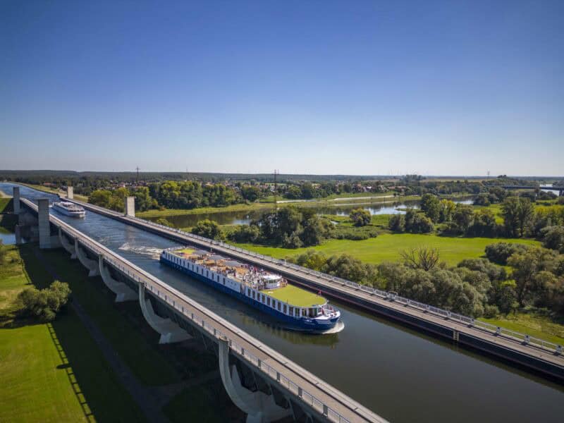 Mit dem Flussschiff von Hamburg nach Prag und von Amsterdam nach Berlin