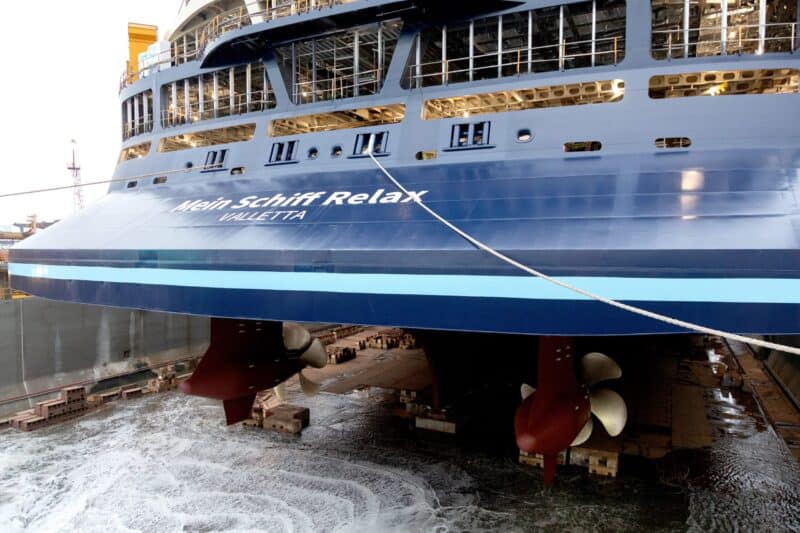 Mein Schiff Relax hat erstmals Wasser unterm Kiel – 130 Millionen Liter