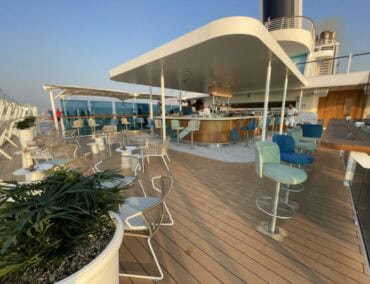 Aussenalster – Bar & Grill der Mein Schiff 5 glänzt in frischem Design