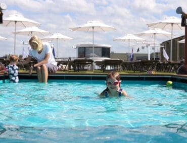 A-Rosa bietet Schwimmschule im Sommer 2024 erneut an