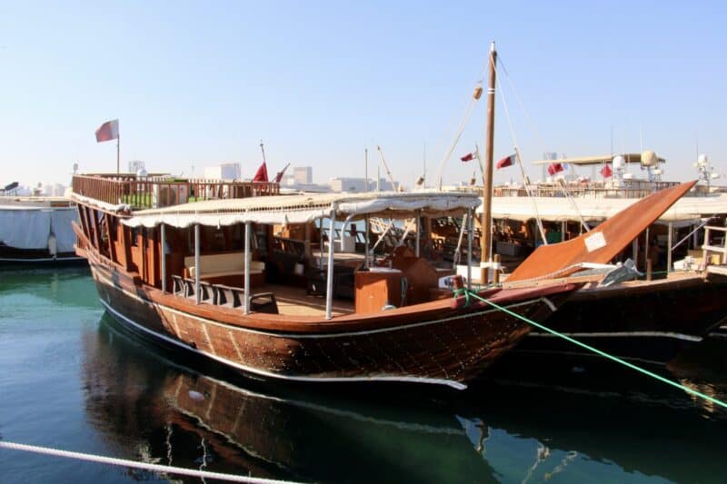 Entdecke die Schönheit von Doha: Ein unvergesslicher Ausflug mit einem Dau Boot