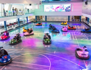 Spass und Spannung mit dem Autoscooter auf dem Kreuzfahrtschiff