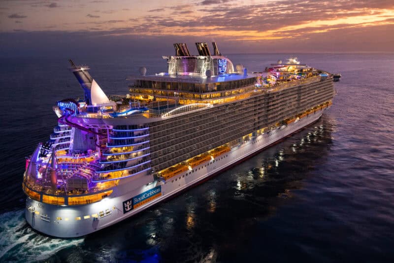 Die legendäre Oasis of the Seas kehrt ins Mittelmeer zurück