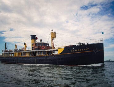 Königlicher Salondampfer Hydrograaf lädt zu Wochenend-Fahrten ab Wilhelmshaven