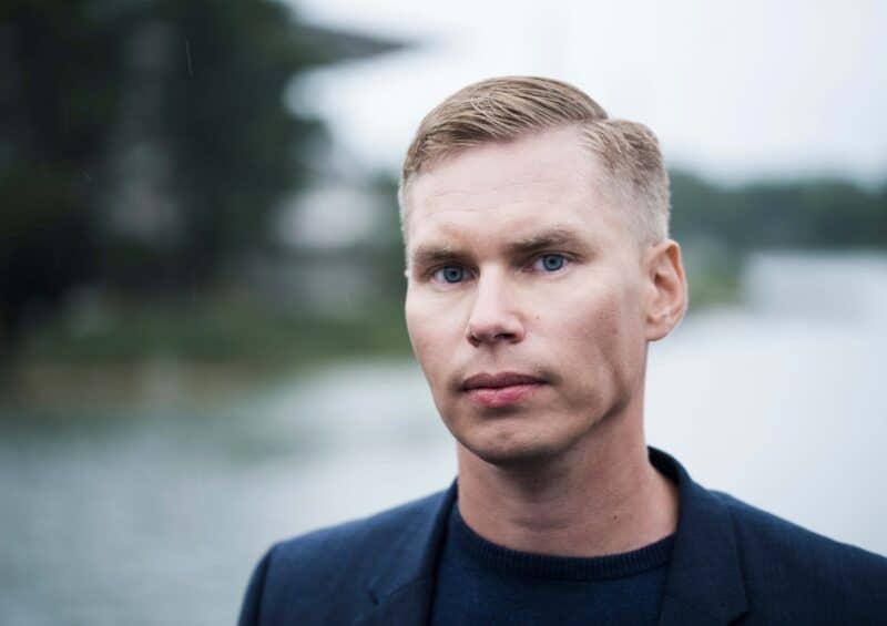 Bestsellerautor Arttu Tuominen lädt zur Literatur Cruise