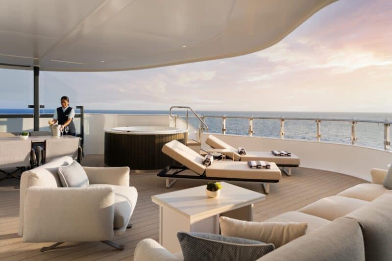 Mit der Super-Yacht Ilma definiert Ritz-Carlton Luxusreisen auf See neu