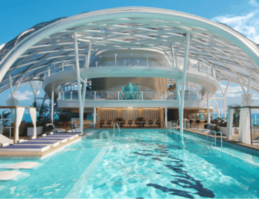 Griechischer Dorfplatz und schwebende Joggingstrecke: Die Besonderheiten der Aussendecks der Mein Schiff Flow