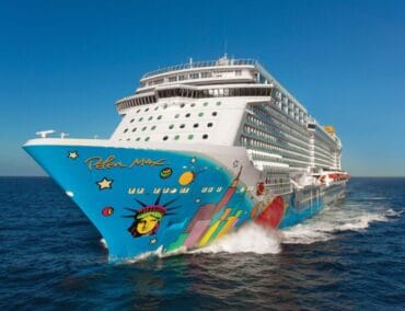 Verschönerungskur für Norwegian Bliss und Norwegian Breakaway