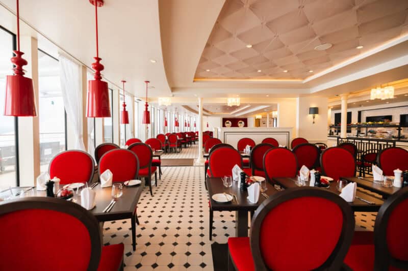 AIDAdiva erstrahlt in neuem Licht mit exklusiven Highlights