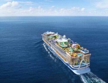 Legend of the Seas überrascht mit vorzeitigem Debüt und extra Mittelmeer-Reisen
