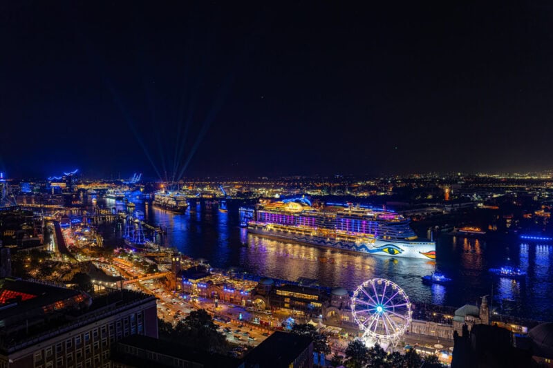 Blue Port Hamburg: Ein faszinierendes Farbenspiel feiert 10-jähriges Jubiläum