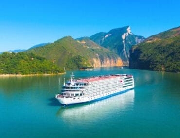 United Waterways und Century Cruises bauen das moderne Flussschiff Century Star