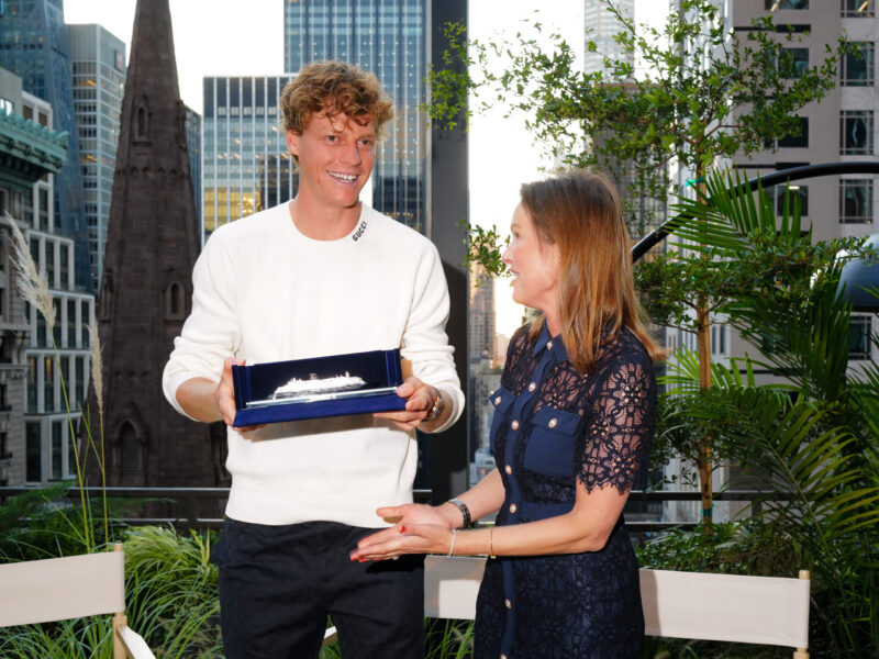 Jannik Sinner und Anna Nash (Foto Explora Journeys)
