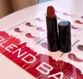 Dein persönlicher Lippenstift: Das neue Blend Bar-Erlebnis bei Holland America Line
